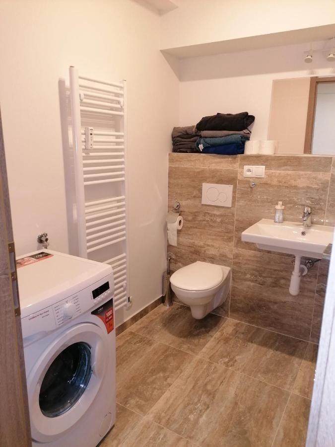 Brand New Studio Apartment # 45 With Free Parking In The City Center Prag Eksteriør billede