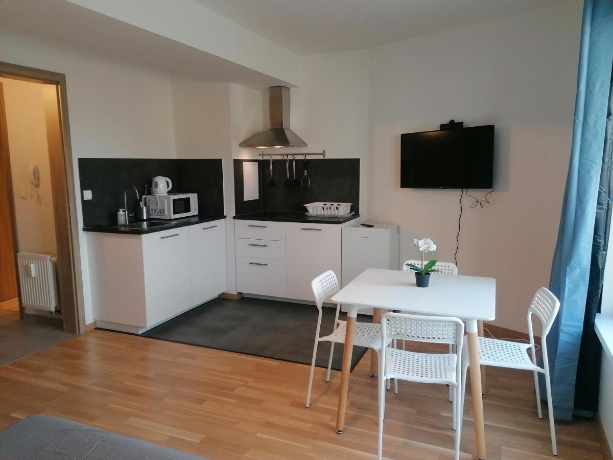 Brand New Studio Apartment # 45 With Free Parking In The City Center Prag Eksteriør billede